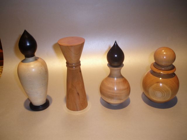 Perfume atomizers